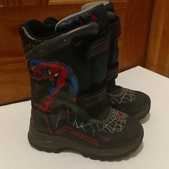 spiderman snow boots size 11